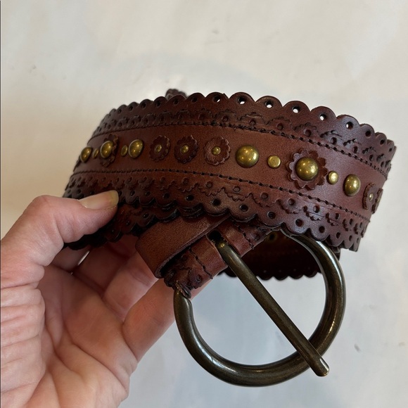 Danier Brown Leather Belt Gold Studs Brass Circle Buckle Size Medium - Picture 4 of 14